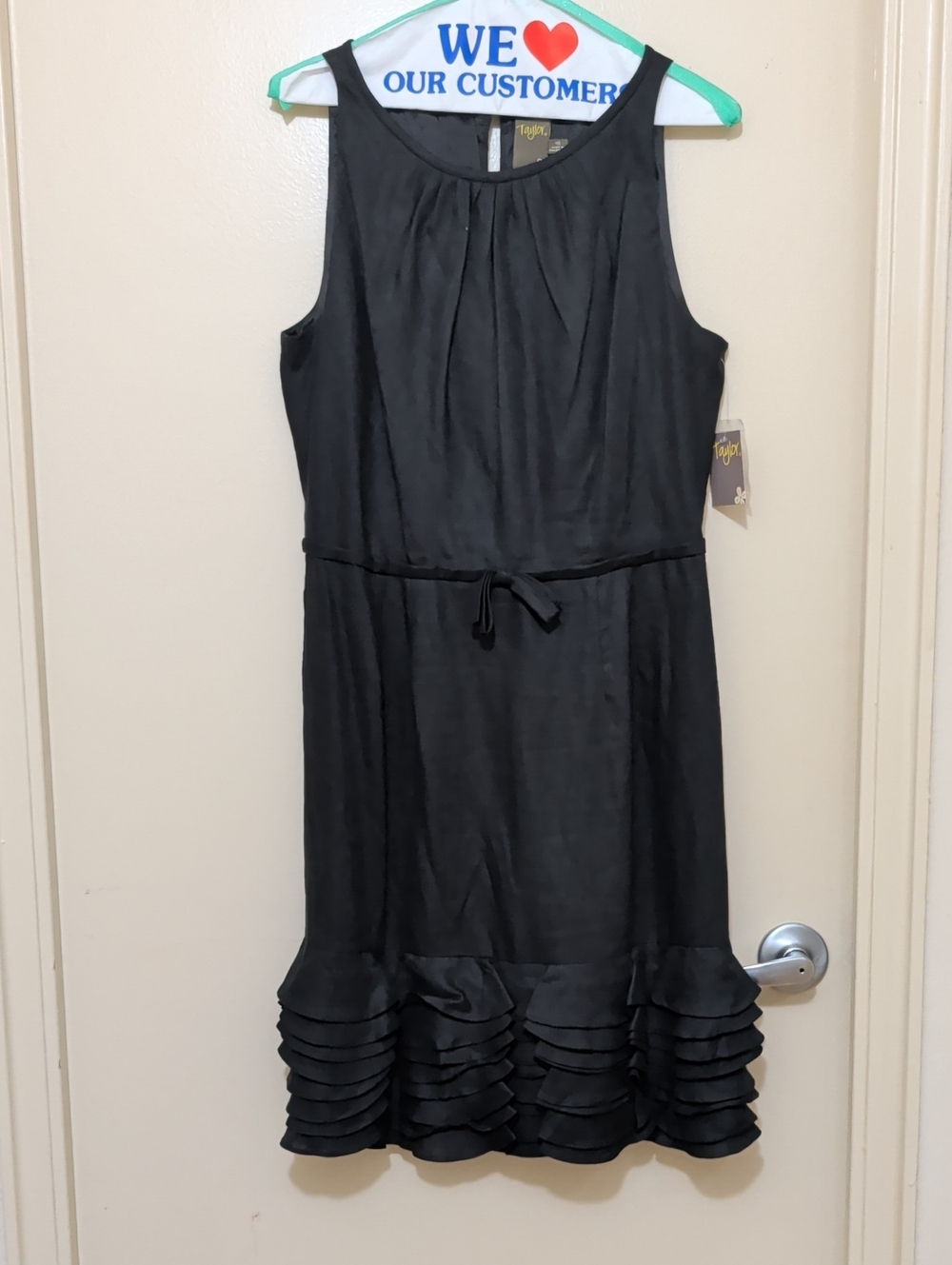 Black Women's Sleeveless Ruffle Hem Dress -